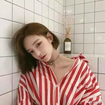 滑稽夫人